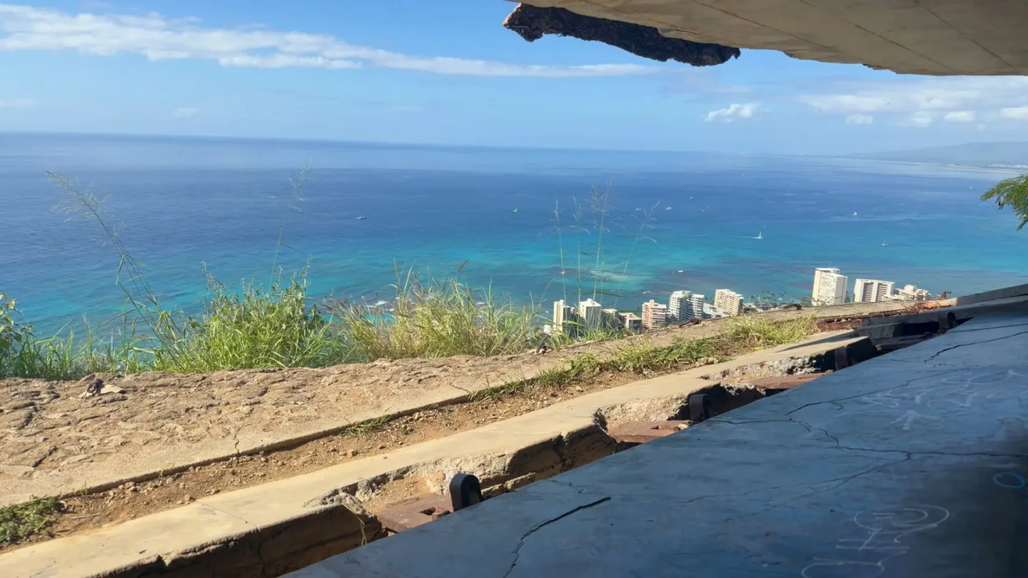 Ocean and coastline viewed from a trail in Oahu.
